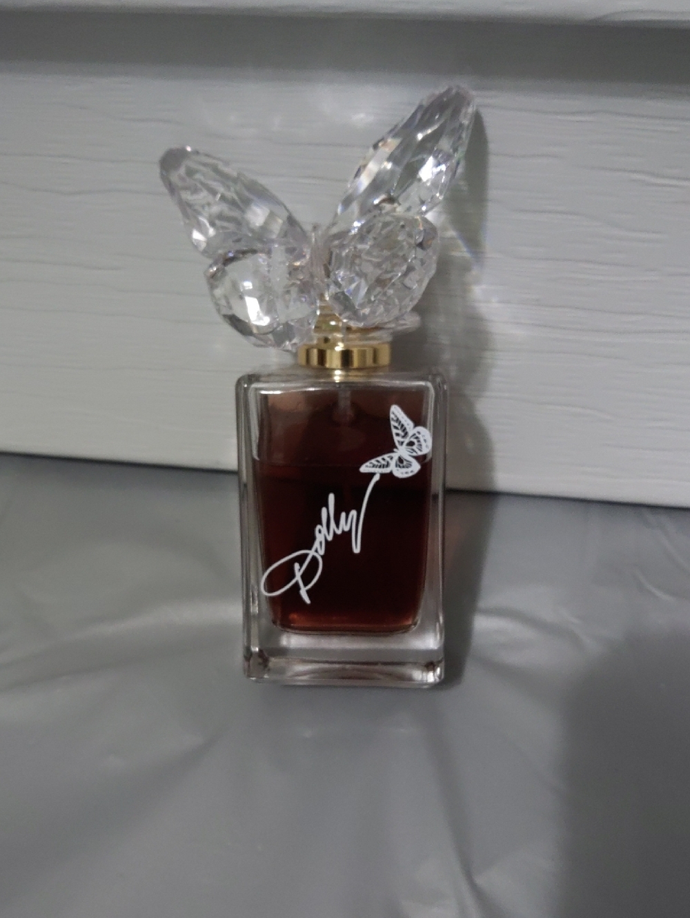 Crystal Butterfly Cap Glass Perfume Bottle - Amber Liquid